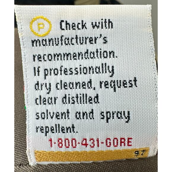 VTG 70s LL Bean Gore-Tex Mens Size 35x34 Nylon Pants Khaki Made In USA - Picture 6 of 6